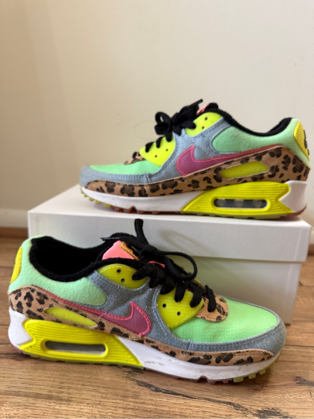 Nike Wmns Air Max 90 LX 'Illusion Green' Denim Leopard Sneakers - Size W 9/M 7.5 - Picture 9 of 11